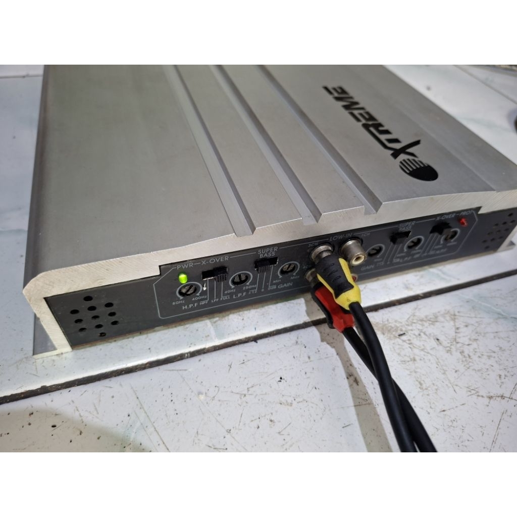 Power mobil Xtreme 4ch double LPF bekas normal