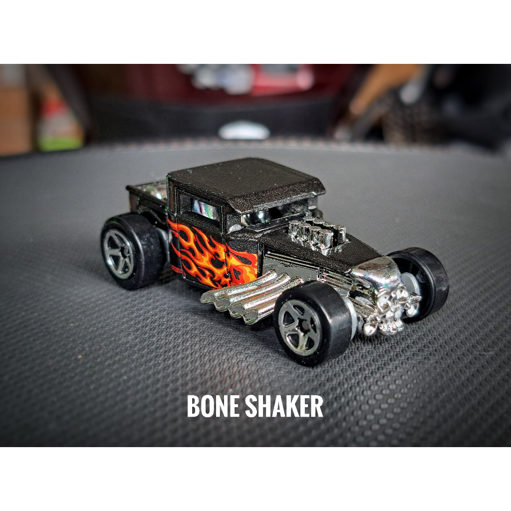 Bone Shaker  (Hot Wheels)