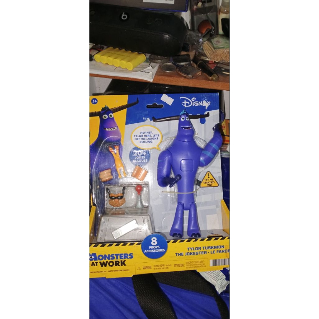 mainan action figure monster inc