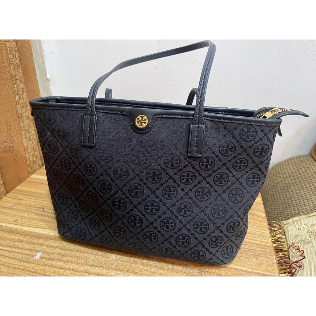 Tory Burch T Monogram Zip tote black