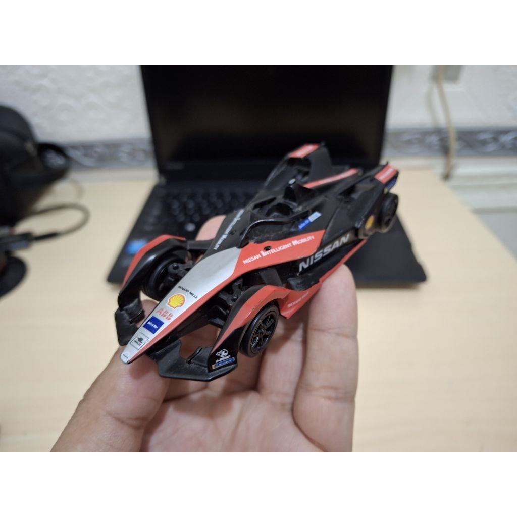 Sport Car Shell Nissan Formula E Gen 2  Masih Bagus EX Pajangan