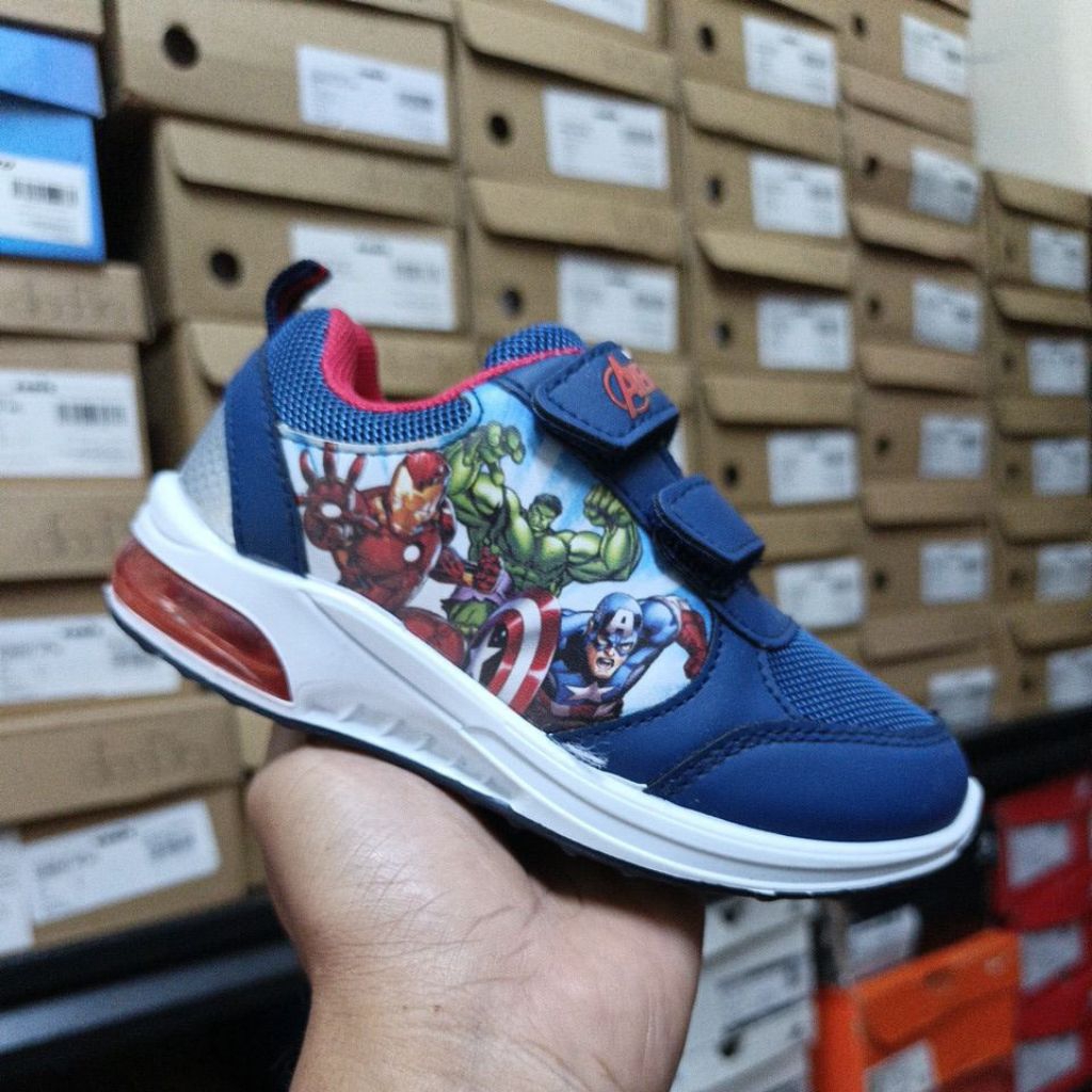 Sepatu Sneakers Anak Marvel Avengers Assemble LED Navy Original Sport station
