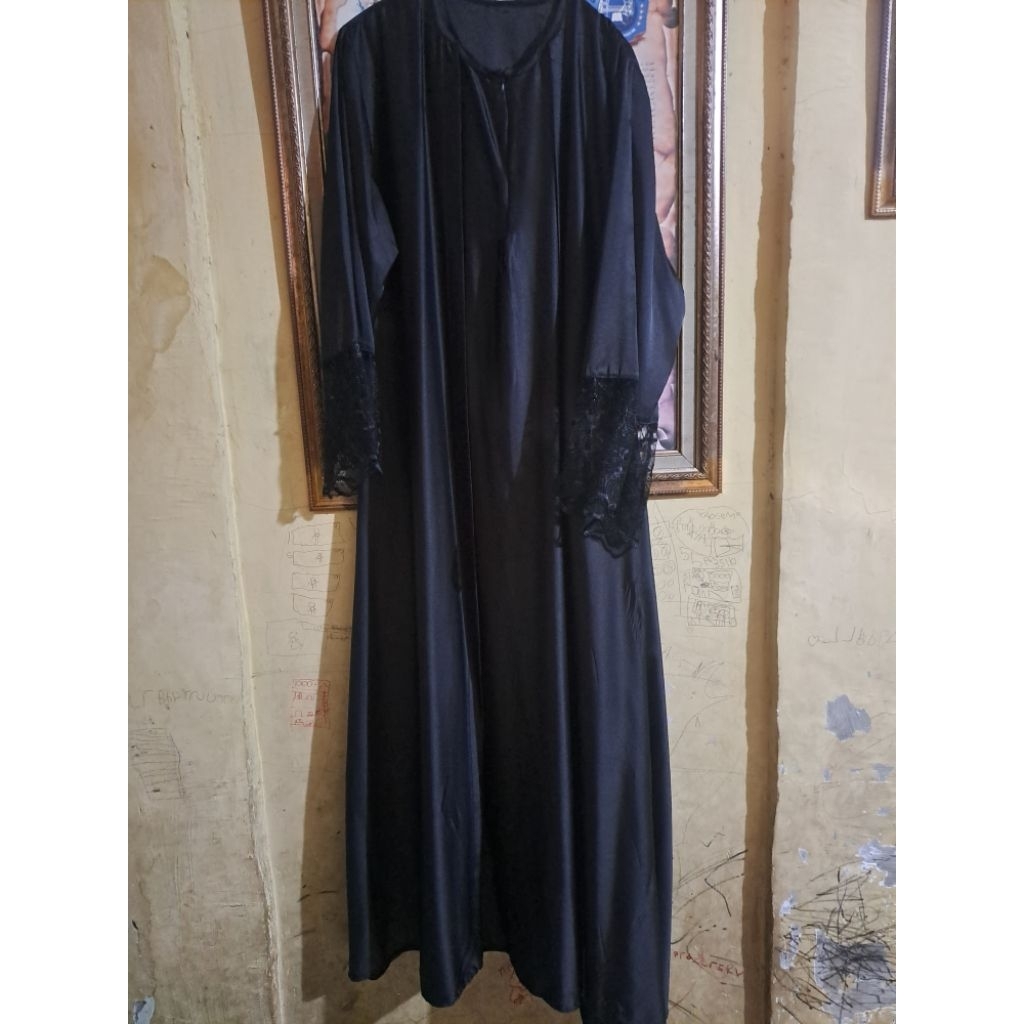 PRELOVED Abaya Tangan Renda
