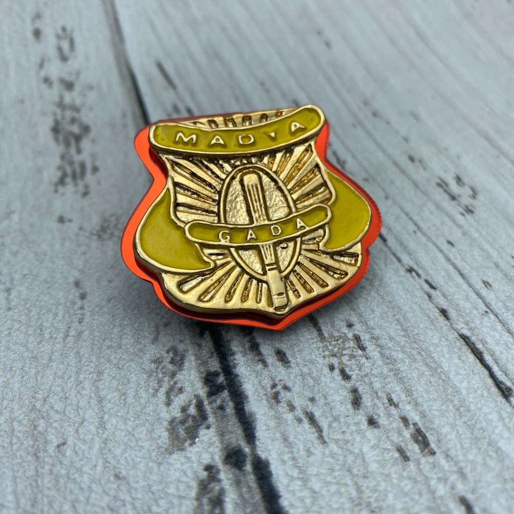 Pin GADA MADYA List Merah PREMIUM Tebal Halus Lencana Atribut SATPAM High Quality