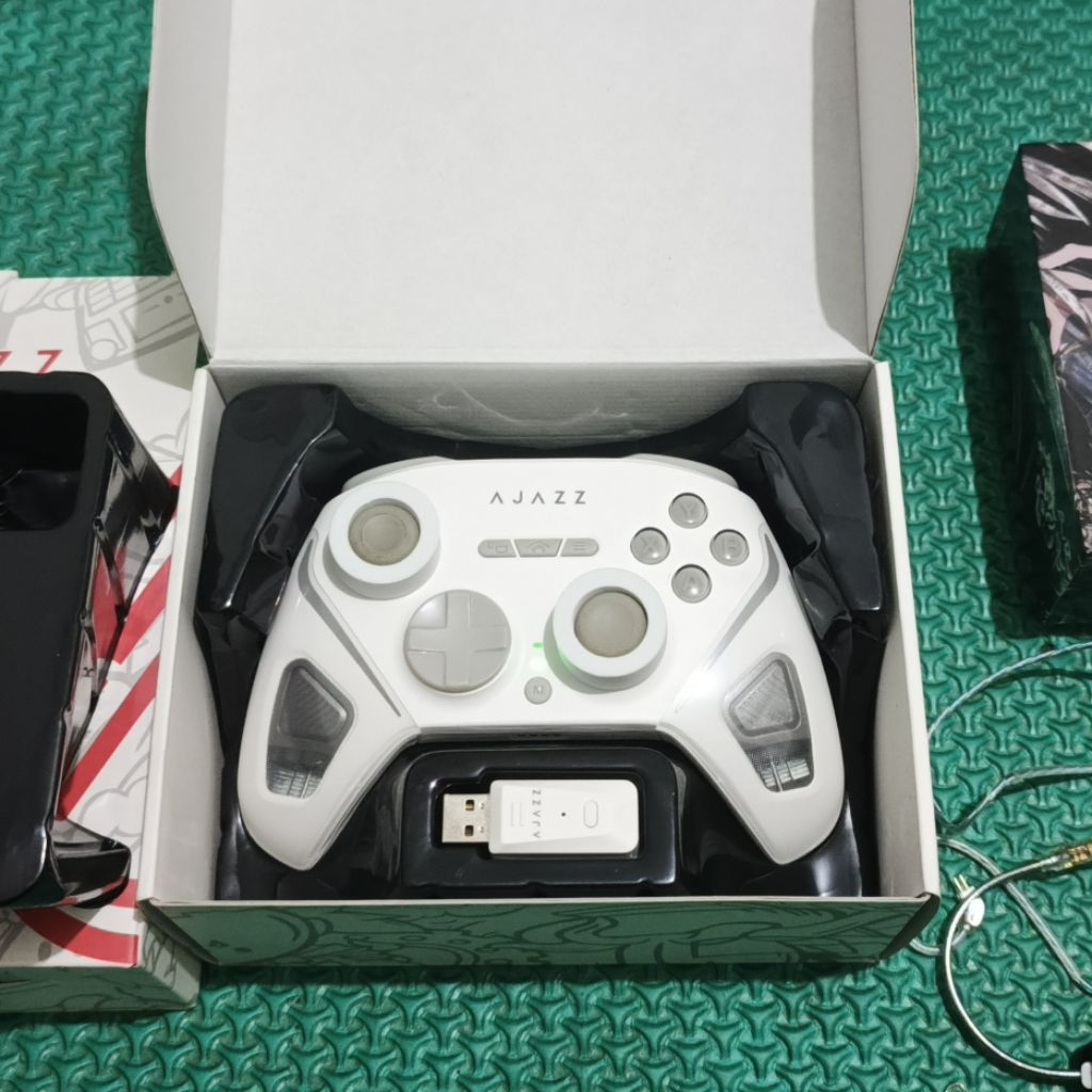 Gamepad Ajazz gp100 + charging dock