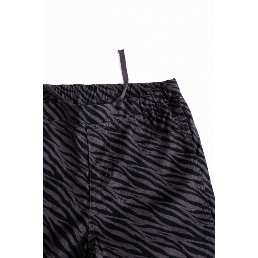 Celana Motif Zebra Uniqlo | Pinggang Karet | Preloved