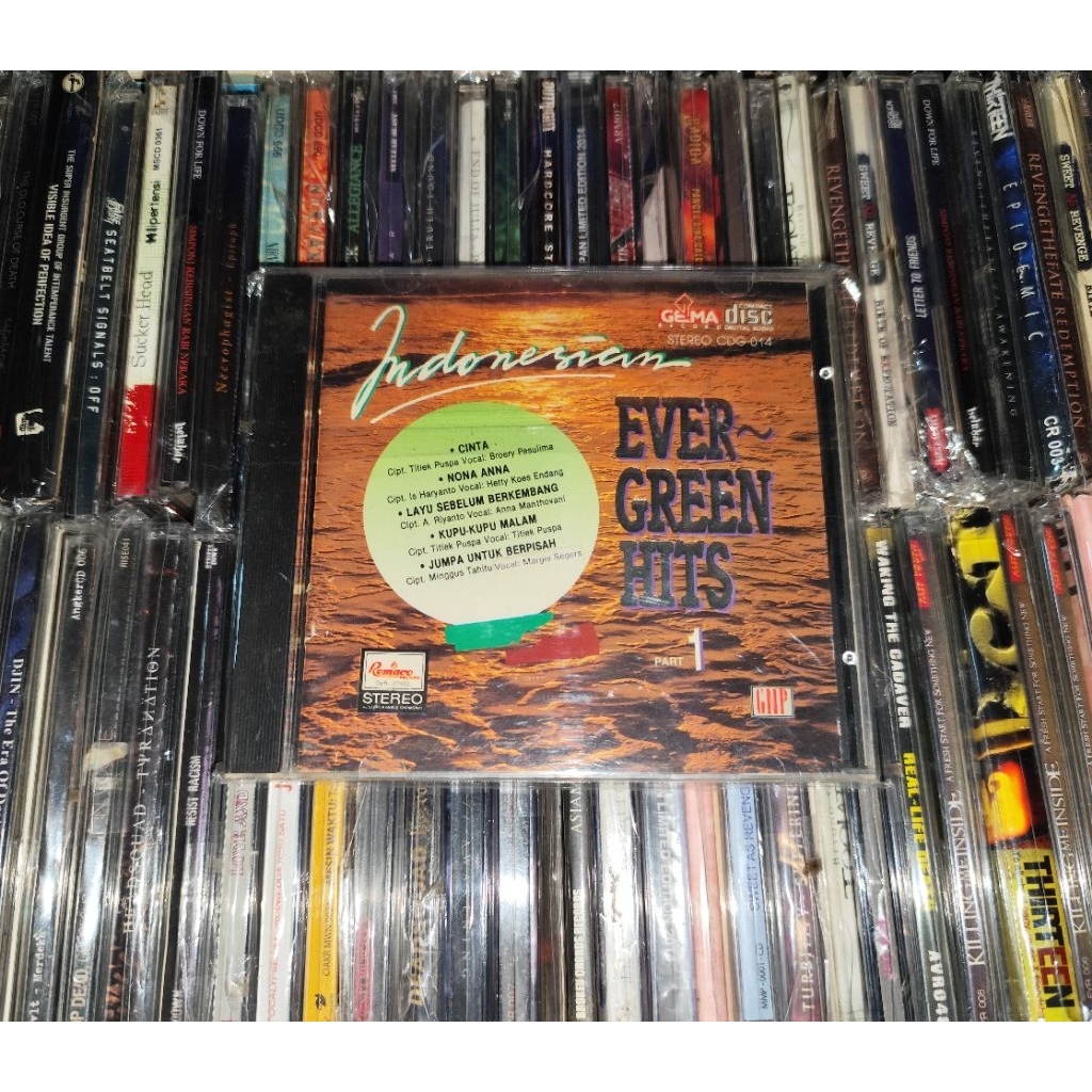 CD Indonesian Evergreen Hits  - Titiek Puspa, Margie Segers, Koes Plus, Grace Simon, Hetty Koes Enda