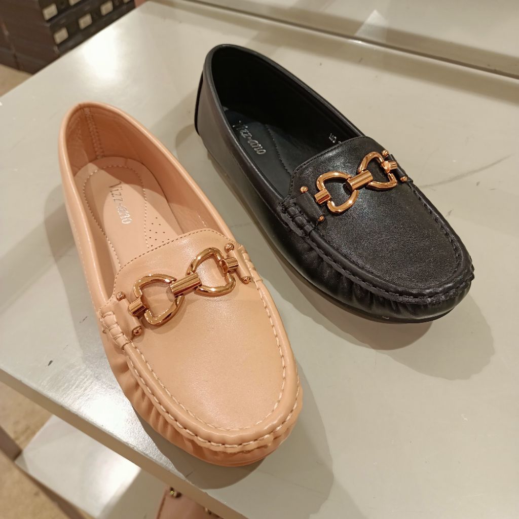 sepatu wanita flat moccasin/loafer VIZZANO original
