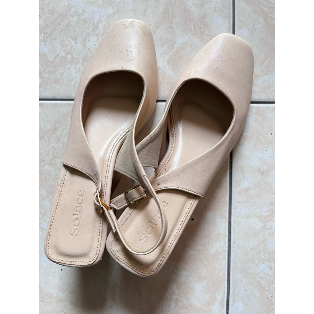 Solace heels sepatu wanita cream sepatu docmart flatshoes wanita