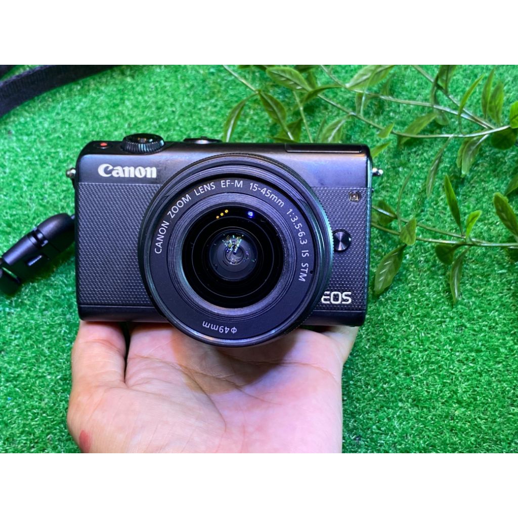 kamera Canon EOS M100