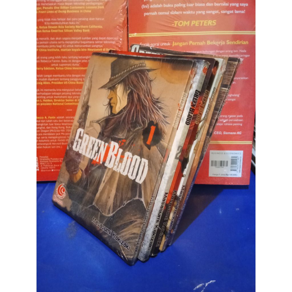 Komik set Green Blood (isi 5buku tamat,3buku segel,2buku bekas)