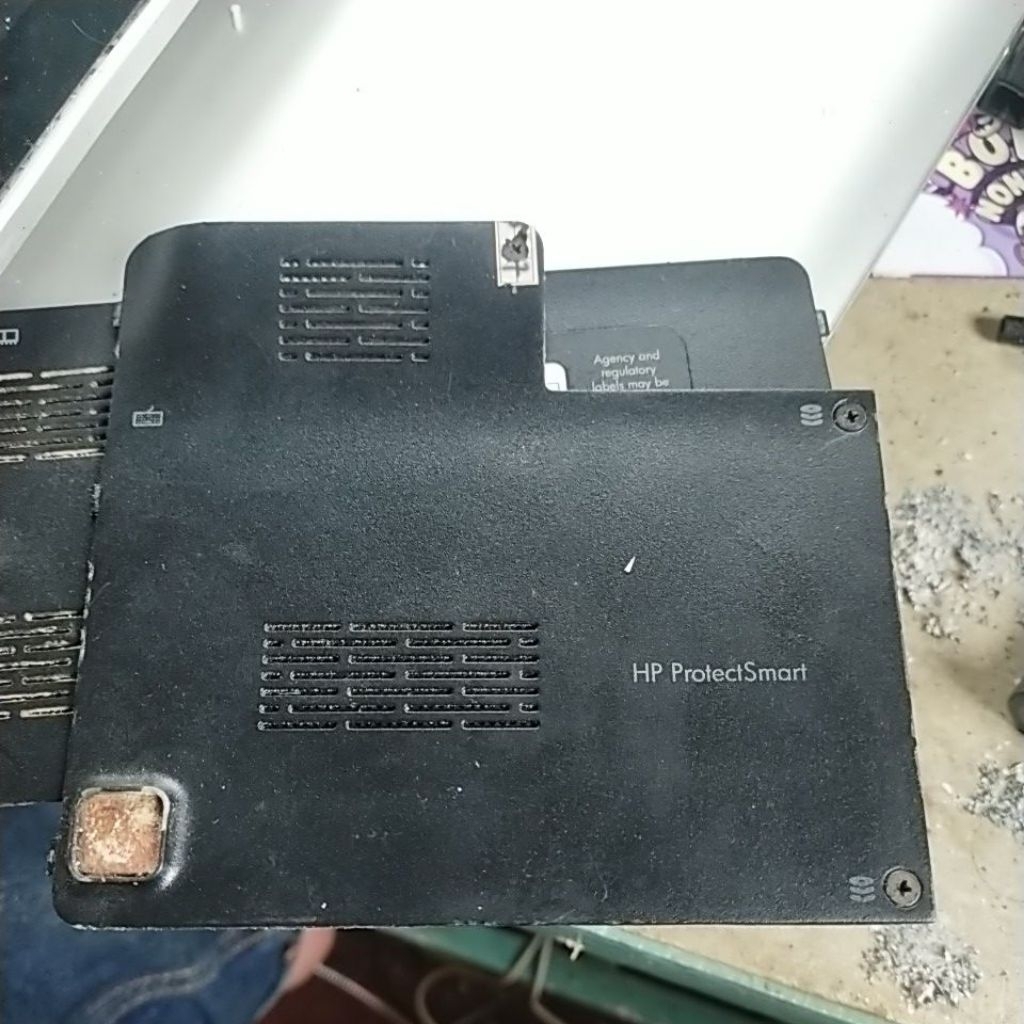 tutup hardisk hdd hp pavilion dm3 ar5b95 original