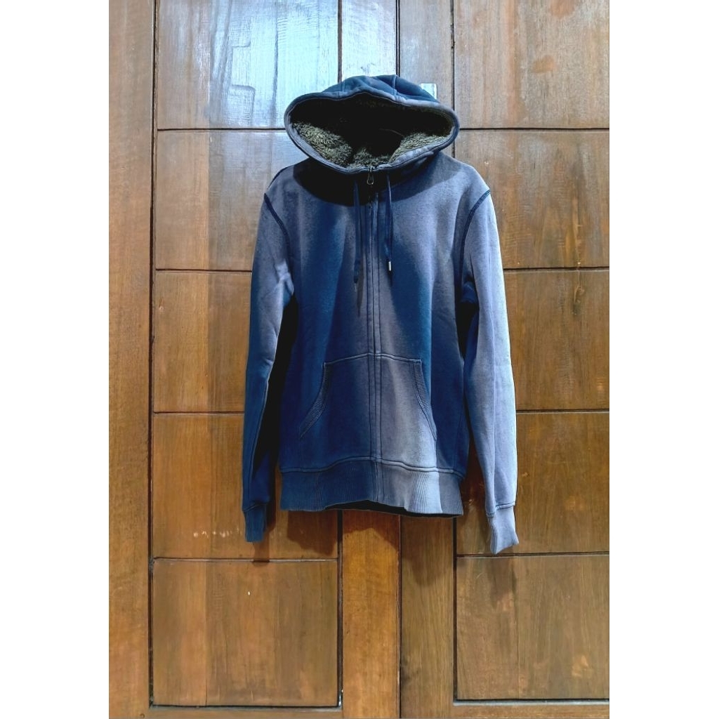 tracktop uniqlo bahan fleece,uniqlo dalam sherpa full hoodie,uniqlo full sherpa zip,baselayer eider 