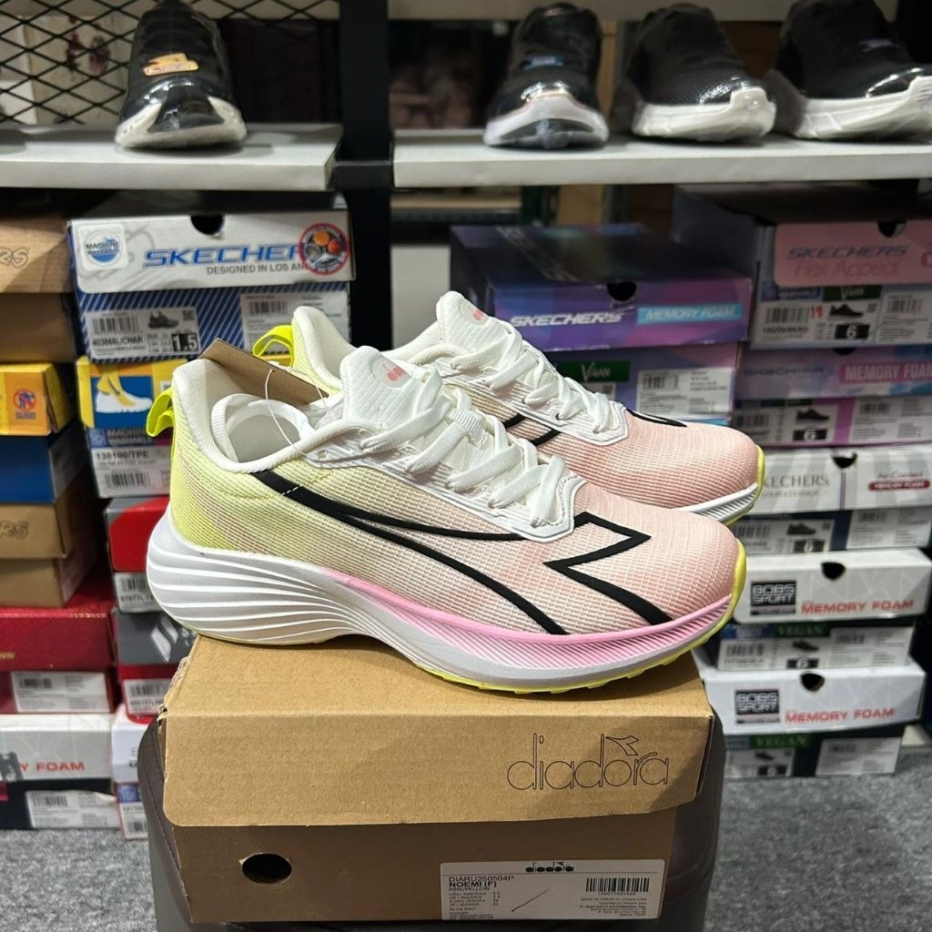 DIADORA RUNNING FOR WOMENS ORIGINAL BNIB