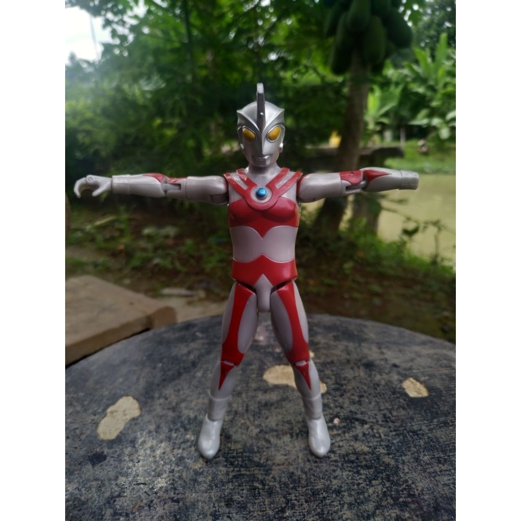 Action Figure Ultraman Ace ori Bandai artikulasi second