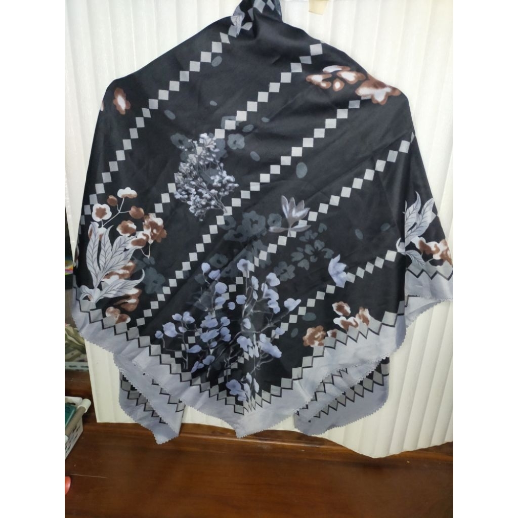Jilbab segi empat motif (PL)