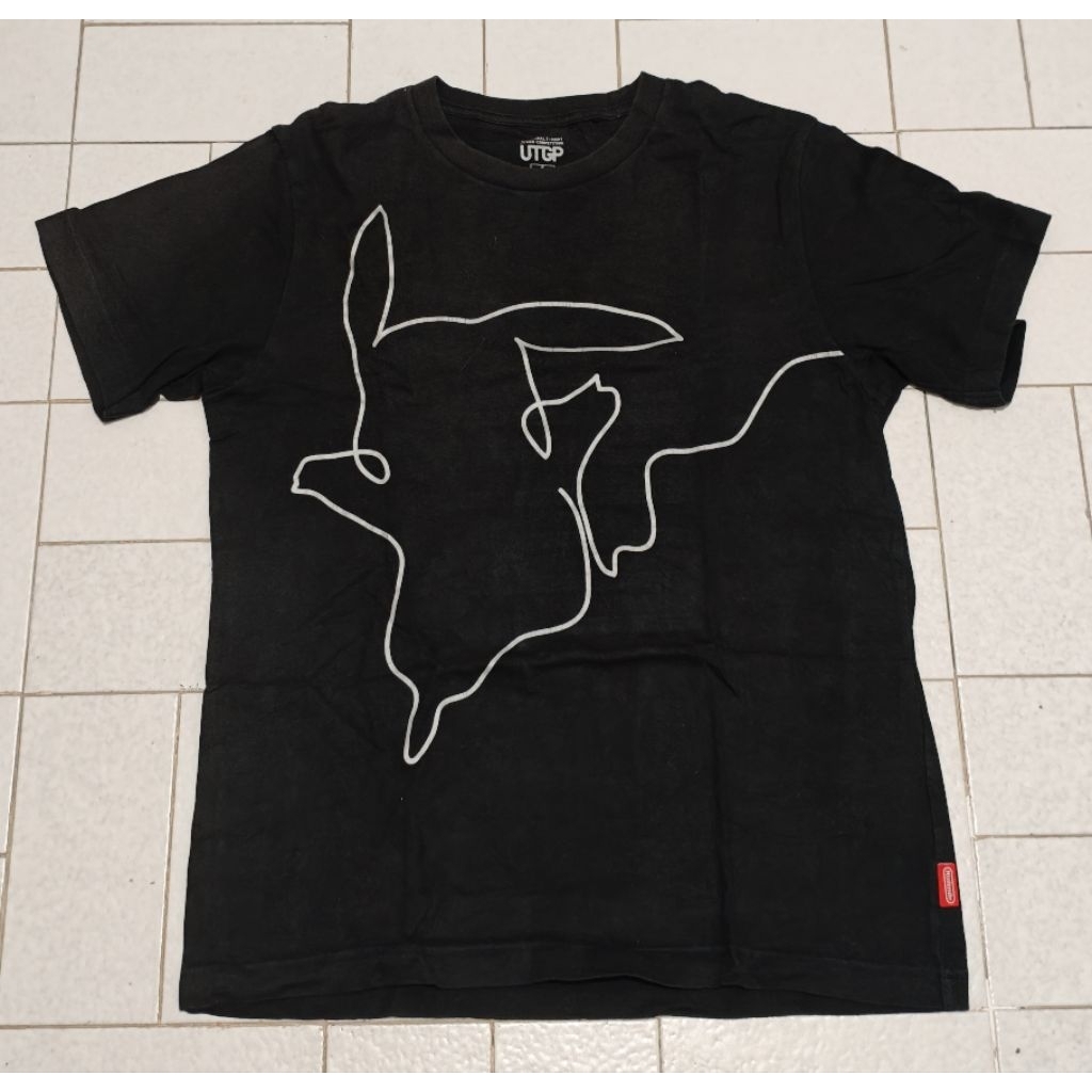 Kaos Uniqlo Nintendo Pokemon Pikachu Hitam