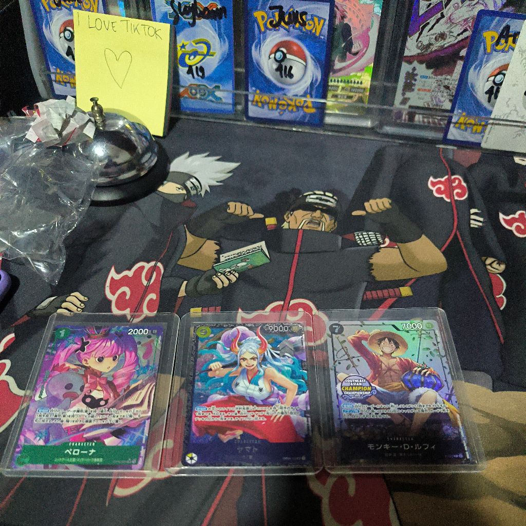 Barang Lelangan Facebook TCG OnePiece Alternate Art Perona, Monkey D Luffy Southeast Asian Champions