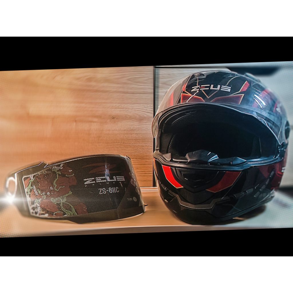 [SECOND] Helm ZEUS ZS-811C BLK AL54 RED