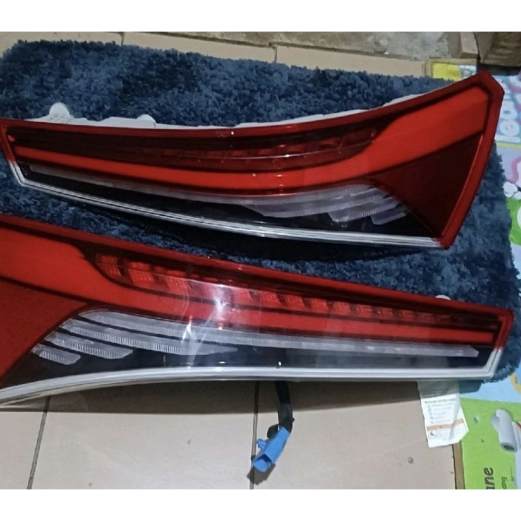stop lamp,lampu belakang wuling almaz rs original