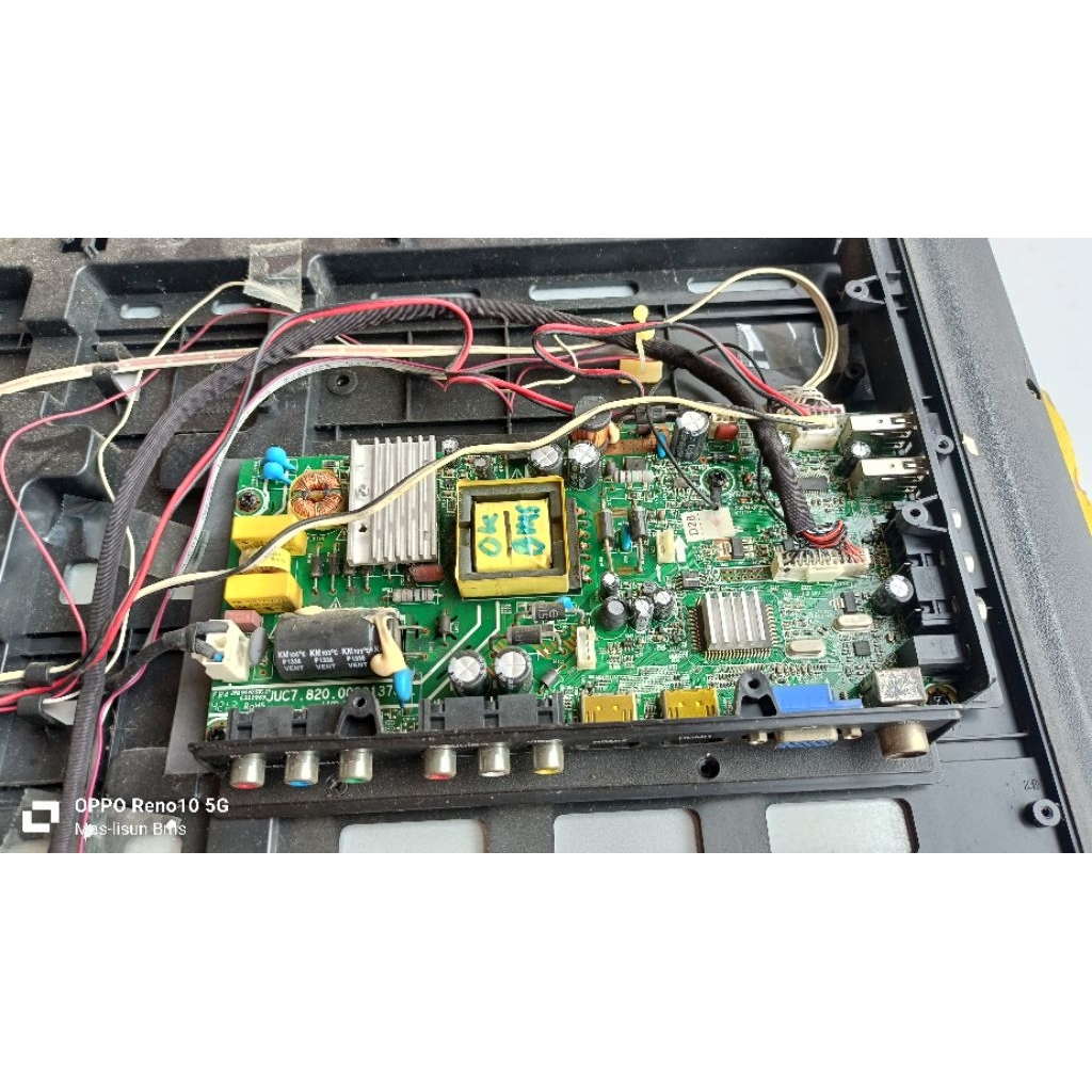 Mainboard TV LED Changhong 29C2000 asli, kondisi second tetapi dijamin bagus dan siap pakai