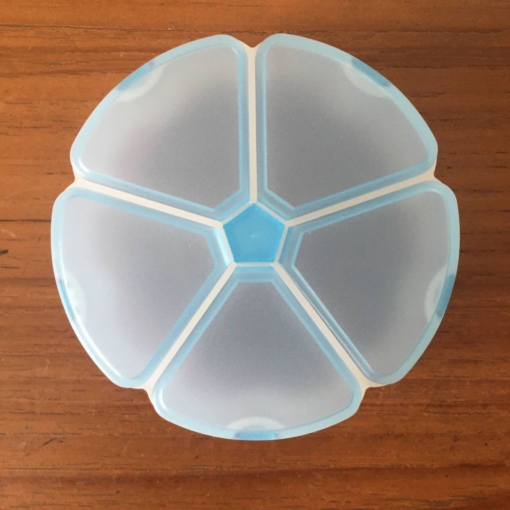 PRELOVED - Kotak Obat Travel Compact Medicine Box Serbaguna Tempat Aksesoris Kecil Plastik Perhiasan