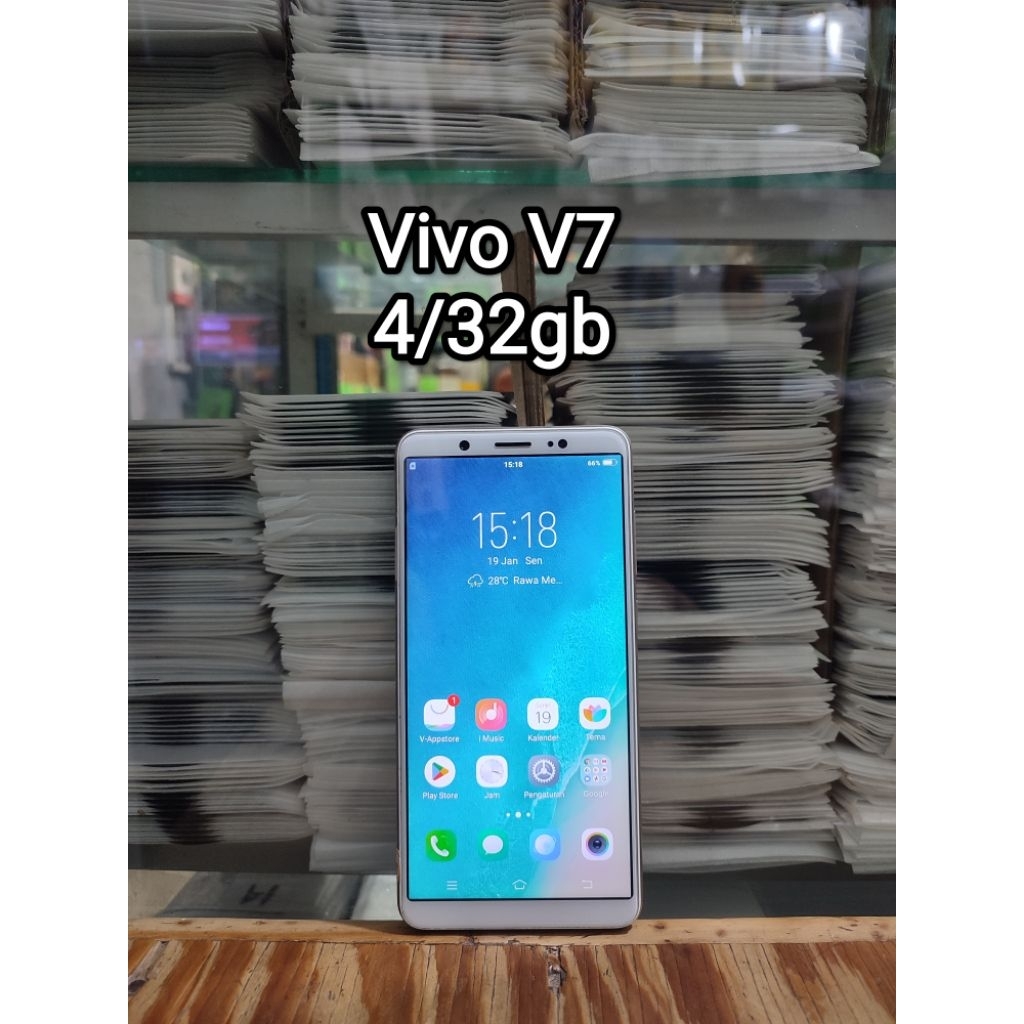 VIVO V7 4/32 GB SECOND NORMAL SIAP PAKAI