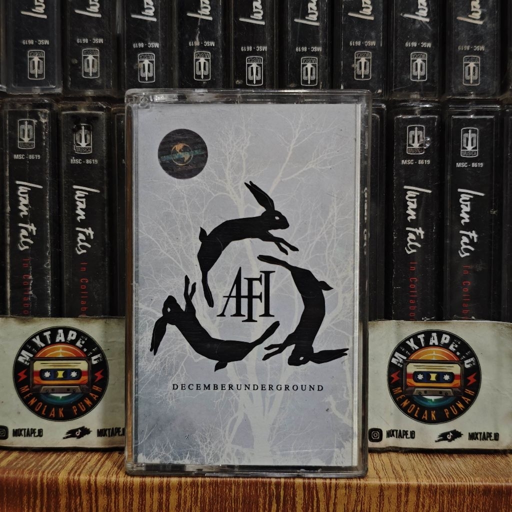 Kaset - AFI - Decemberunderground - December Underground - Kompilasi Barat - Kaset Pita - Radio Tape