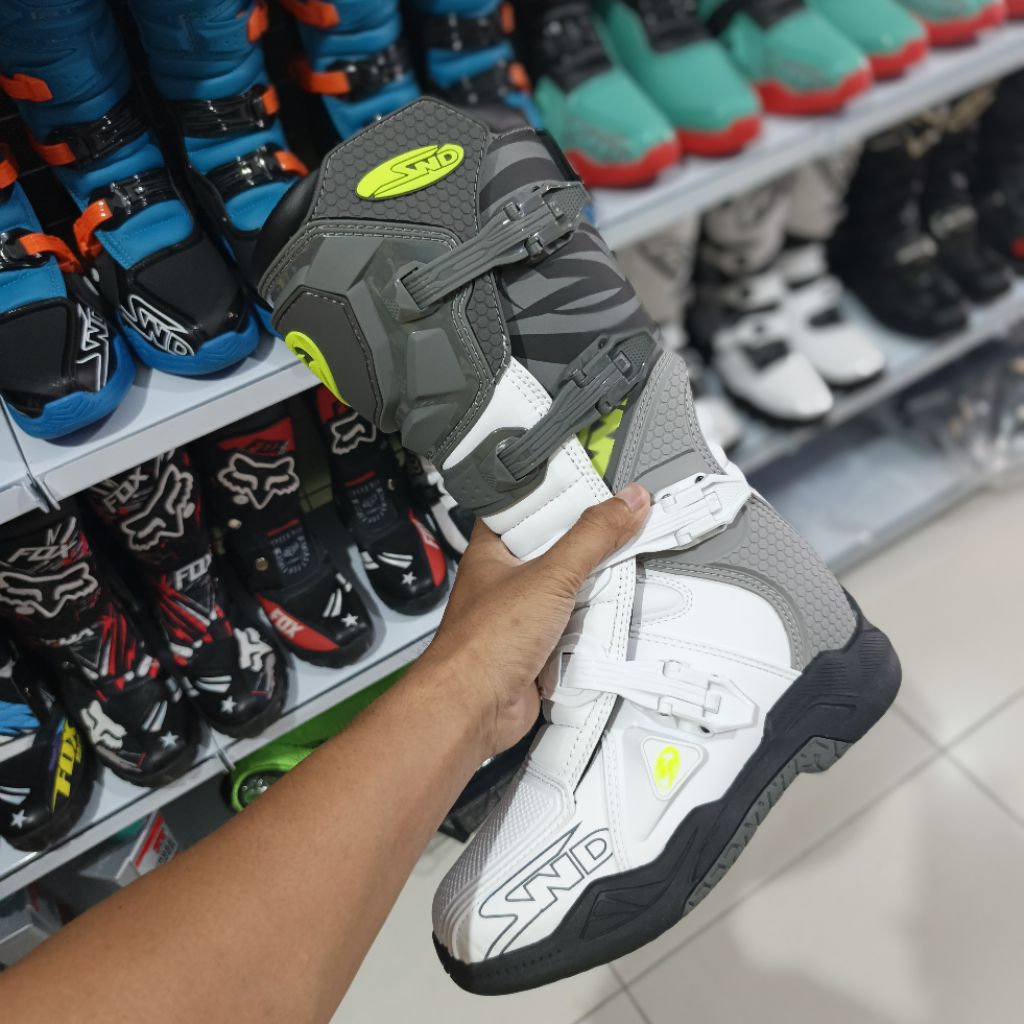 SEPATU SND 2026 BOOTS SND