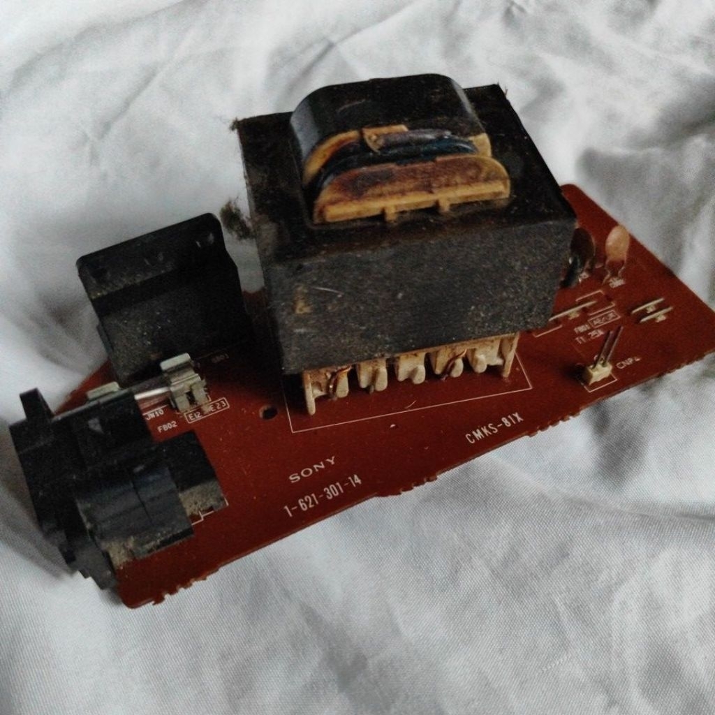 Travo copotan Sony compo CFS-210S travo tempel