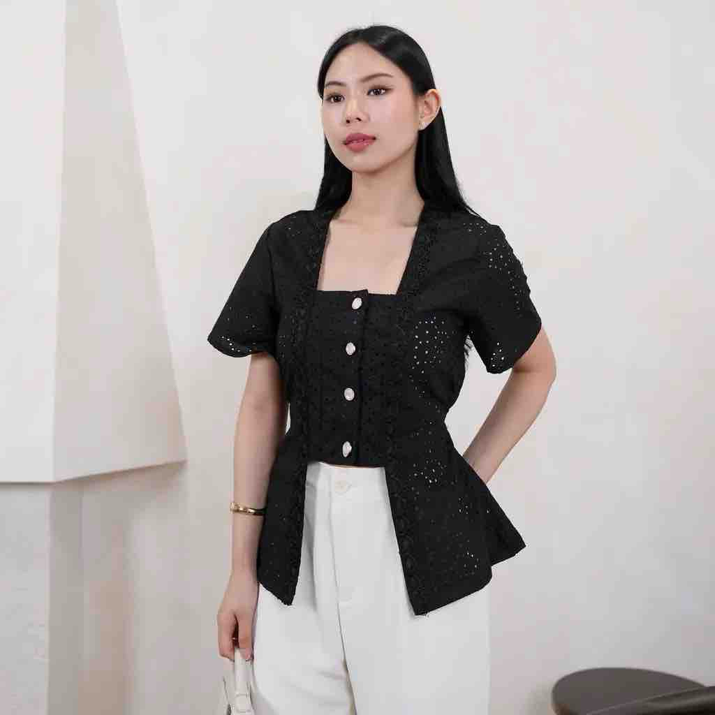 Kebaya Kutu Baru Gina Katun Bolong