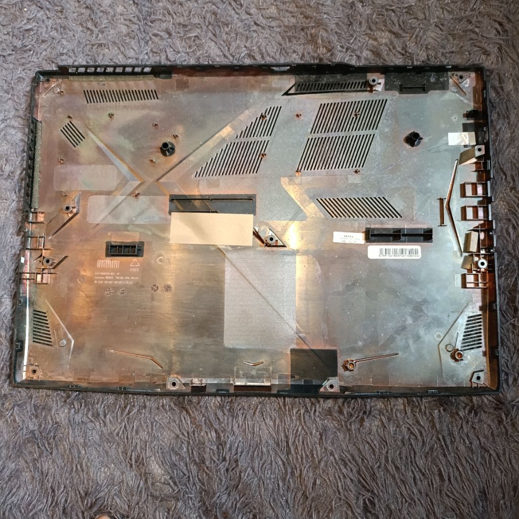 CASING BAWAH MSI GF63 Bottomcase Kesing Kondisi second masih bagus