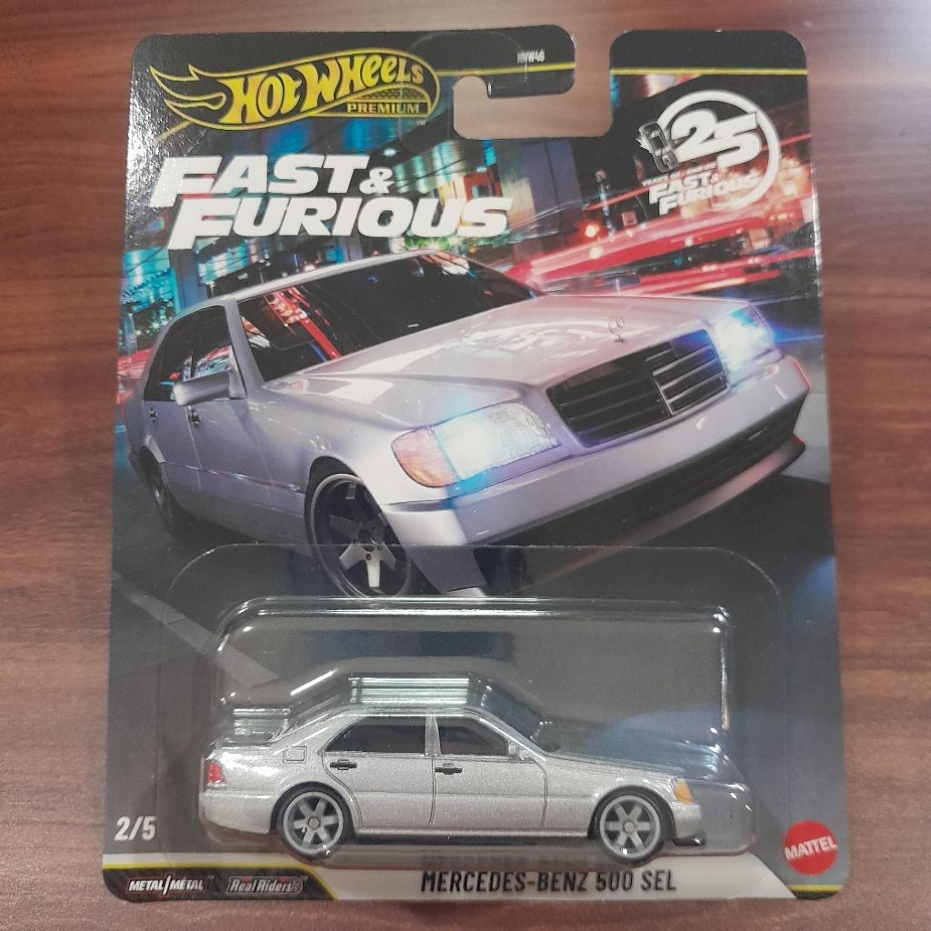 HOT WHEELS PREMIUM Mercedes-Benz 500 SEL - Silver