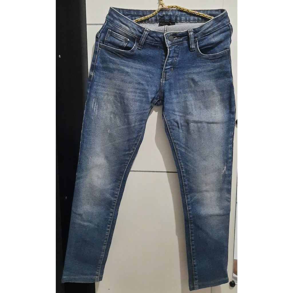 Preloved - Celana panjang jeans wanita merk Dust Jeans