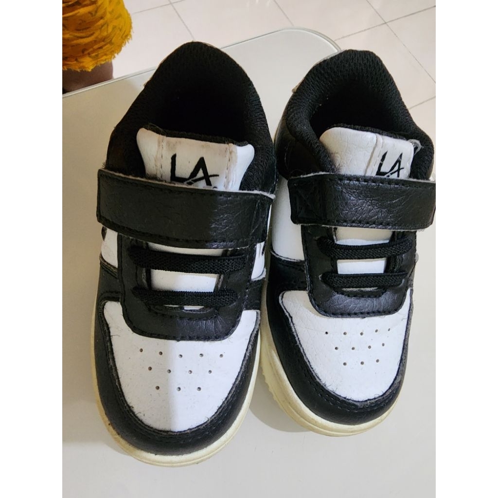 Sepatu Anak LA Gear