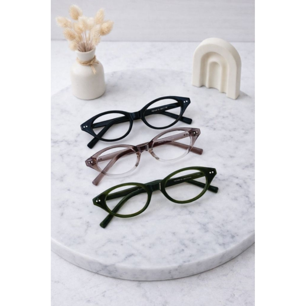 Kacamata kode 27092 oval kecil