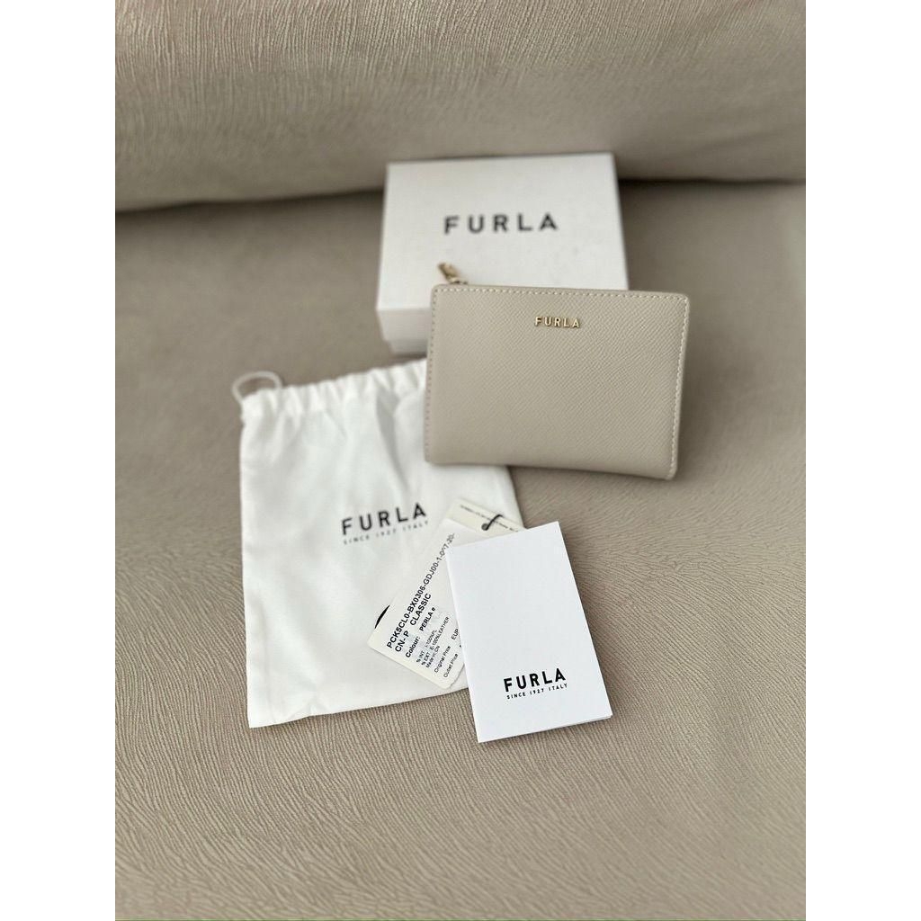 Furla Classic Bifold Wallet With Zip Perla