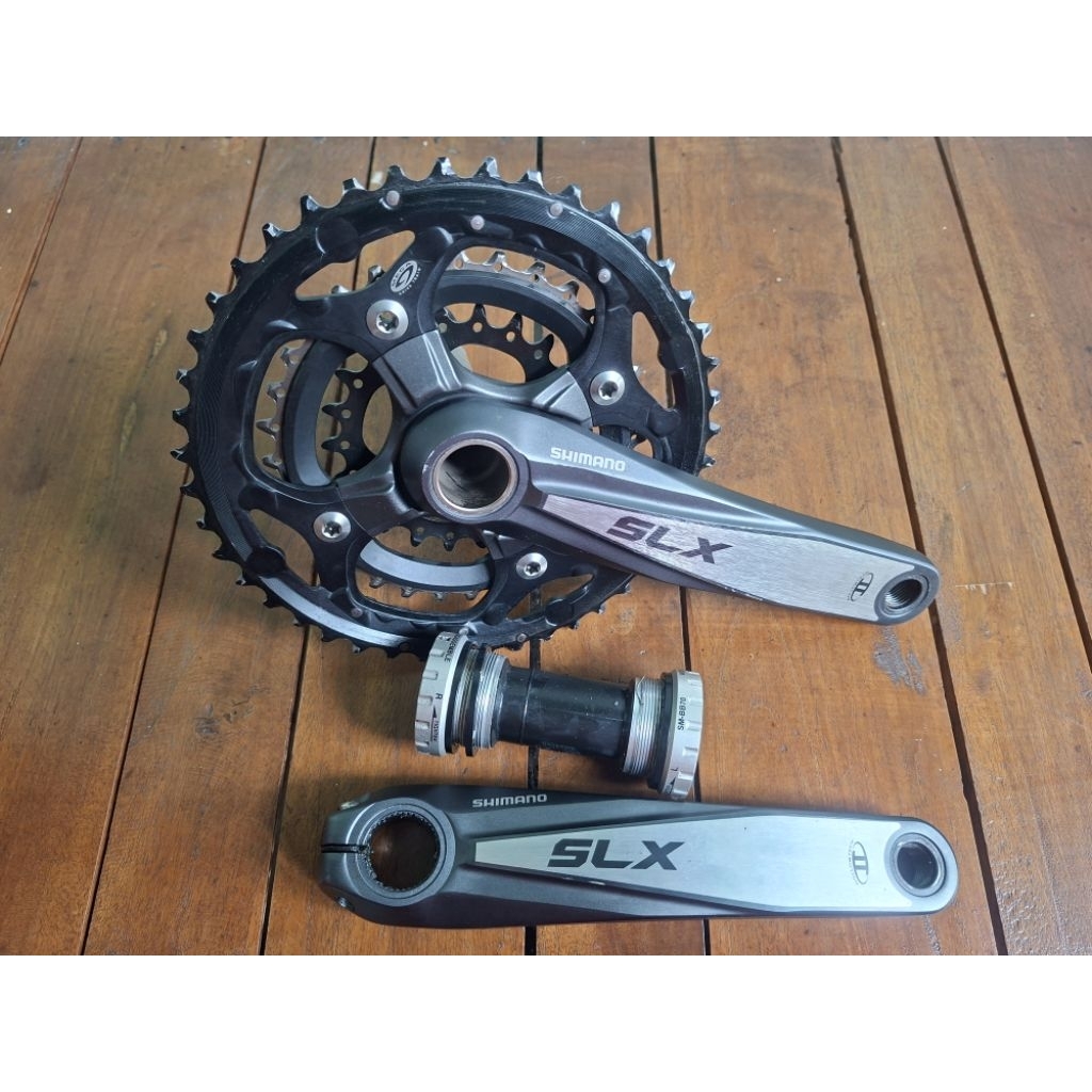 crank shimano SLX Triple + bb ht2