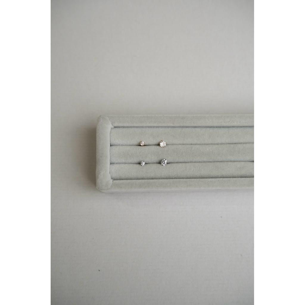 PIERCING CRYSTAL STUD SILVER / ANTING TINDIK CRYSTAL