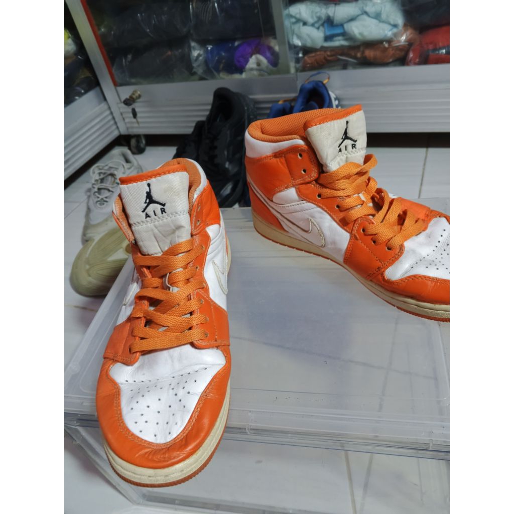 Nike Sepatu Basket Air Jordan 2nd Size 41 Insole 26cm Kondisi Terbaik Desain Sporty Nyaman untuk Akt