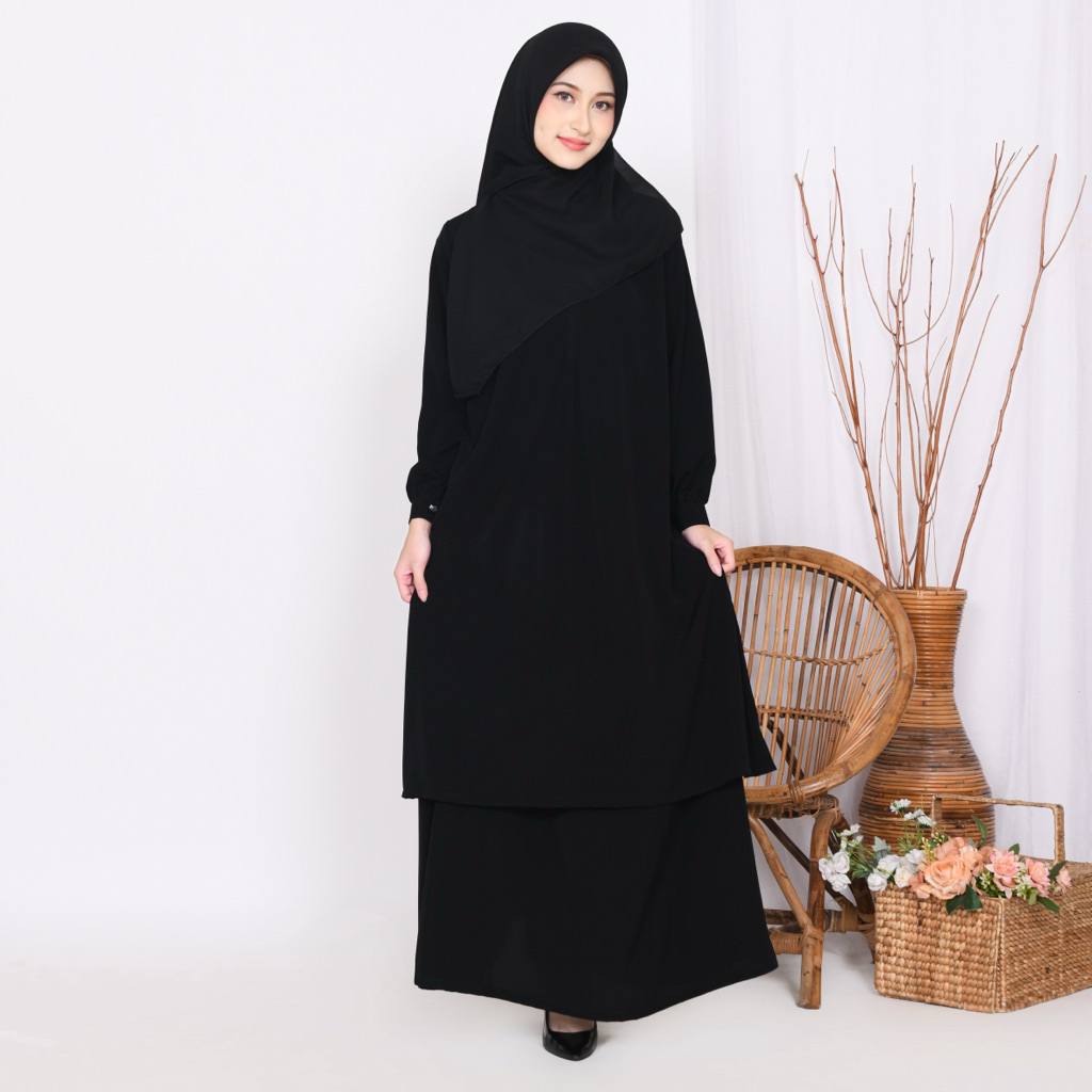 Gamis One set Hitam Jetblack Anti Uv Abaya One set Jetblack (Tanpa Hijab)