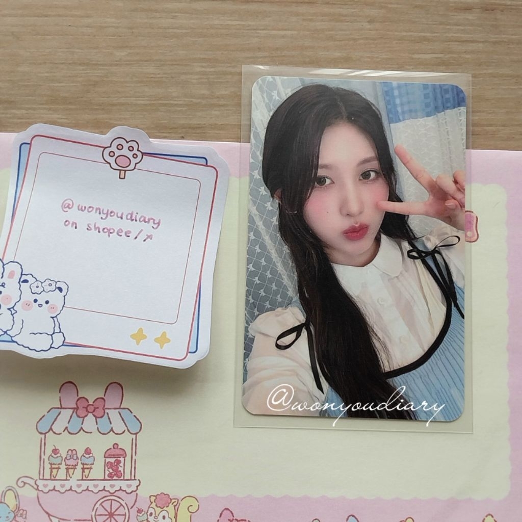gaeul ive official photocard SG25 coquette pc gaeul peace season greeting 2025