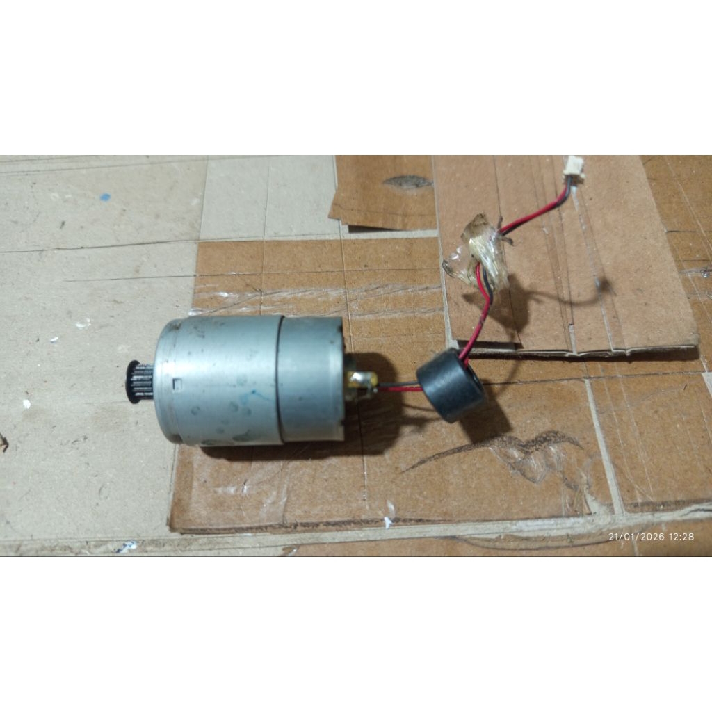 Dinamo bekas printer 12-24 volt cocok untuk generator layangan