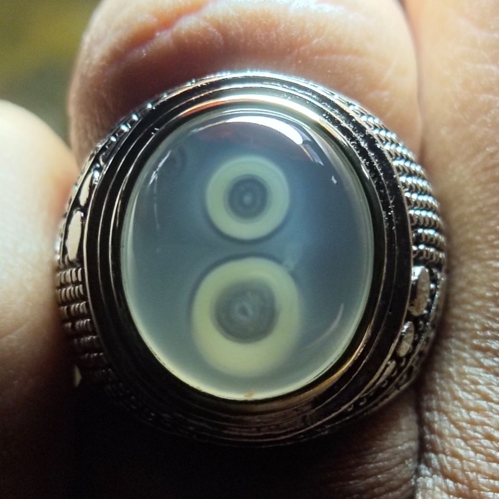 Batu Sumur Bandung Manten - Batu Angka 8 - Batu Gambar Angka 8 - Batu Kristal Gambar