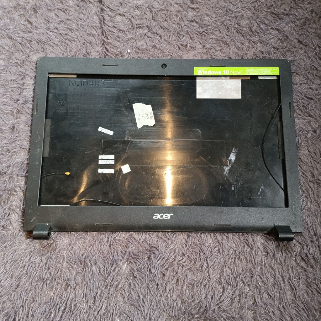 CASING LCD + FRAME ACER ASPIRE ONE 14 Z1401 Kesing LED Layar Laptop Kondisi second masih bagus
