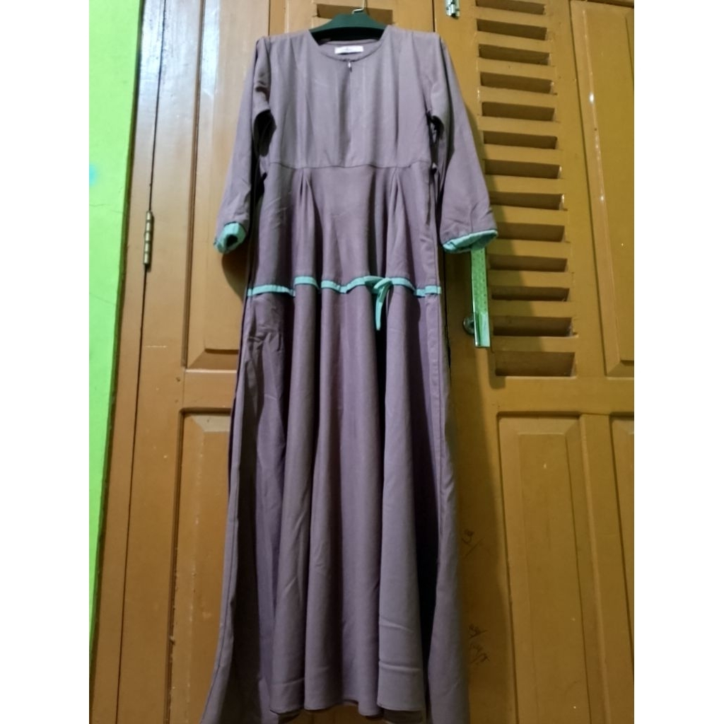 Gamis Emmaqueen