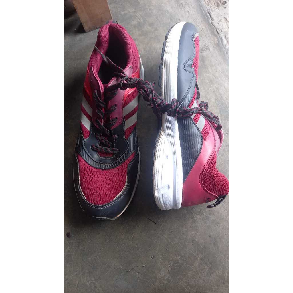 sepatu runing,voly,tenis no 42&43 second