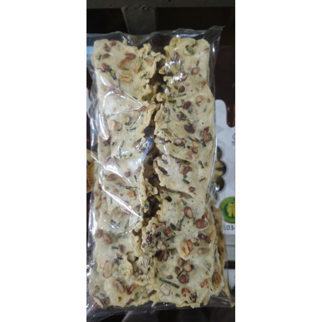 Kripik peyek kacang/ peyek bayam