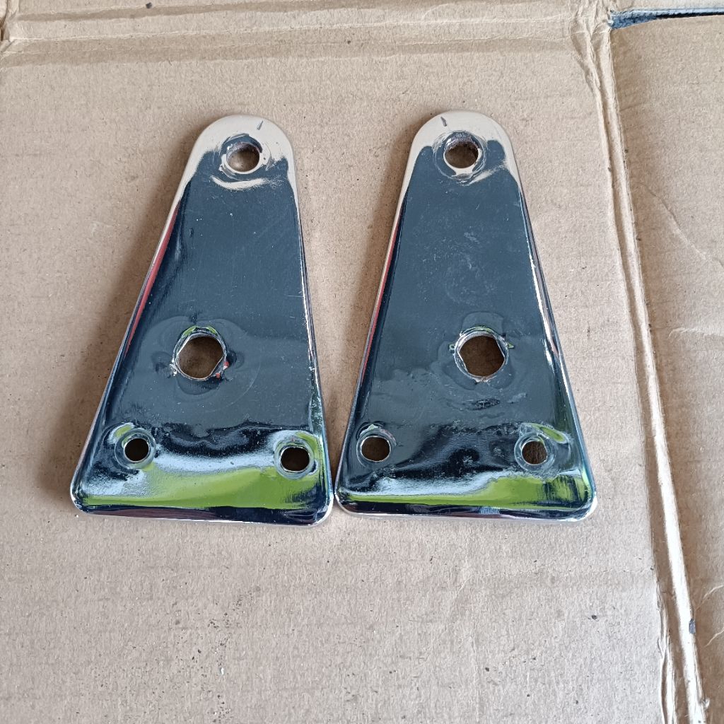 Bracket brecket braket breket kupingan pangkon dudukan lampu depan Honda Megapro primus megapro lama