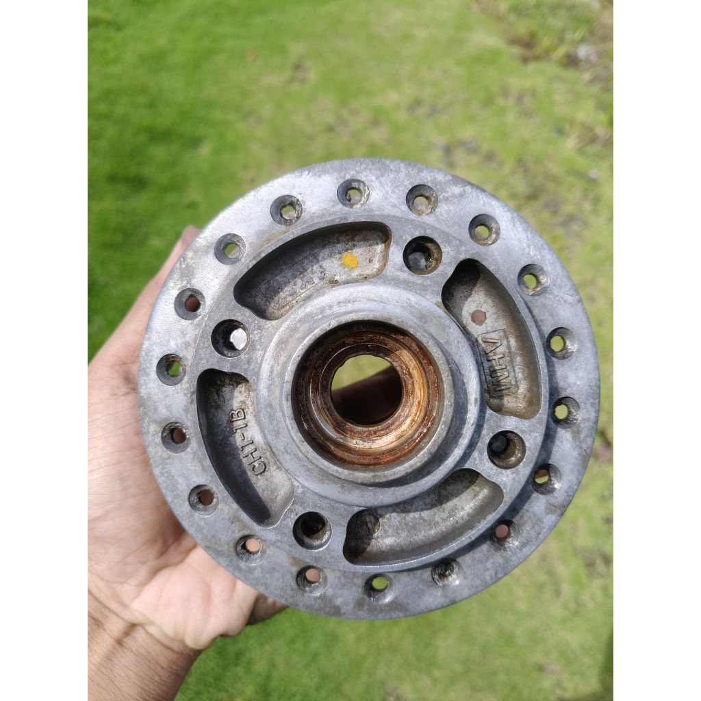 Tromol Depan Revo Absolute Original